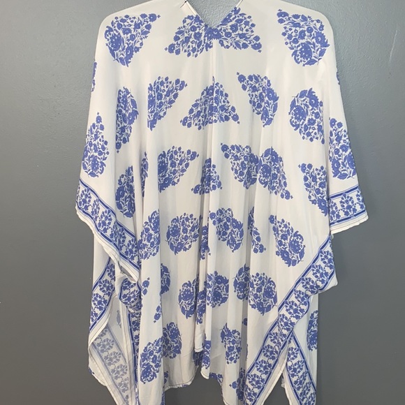 New 🌟 Boutique Haptics by Holly Harper Kimono Large - Picture 5 of 9